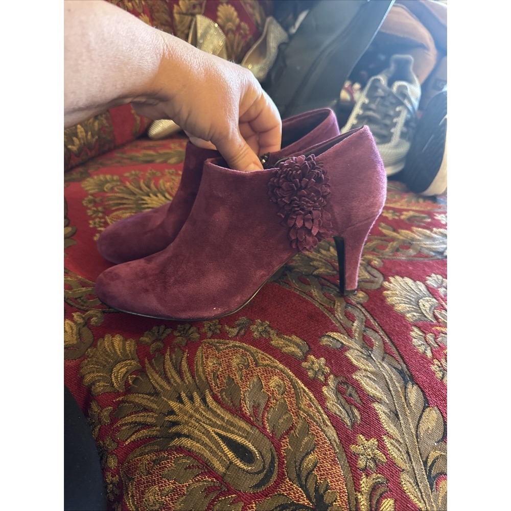 Alex Marie Wine Colored Leather Zip High Heel Fashion Ankle Shoes Women's SZ 8 M